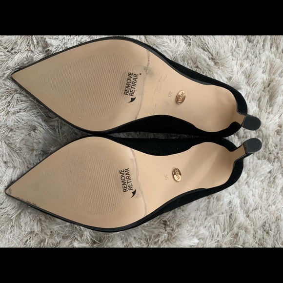 Brand New Never Worn Black Suede and Jewel Trimmed Heeled Zara Pumps *Size 6 US* - Picture 4 of 6